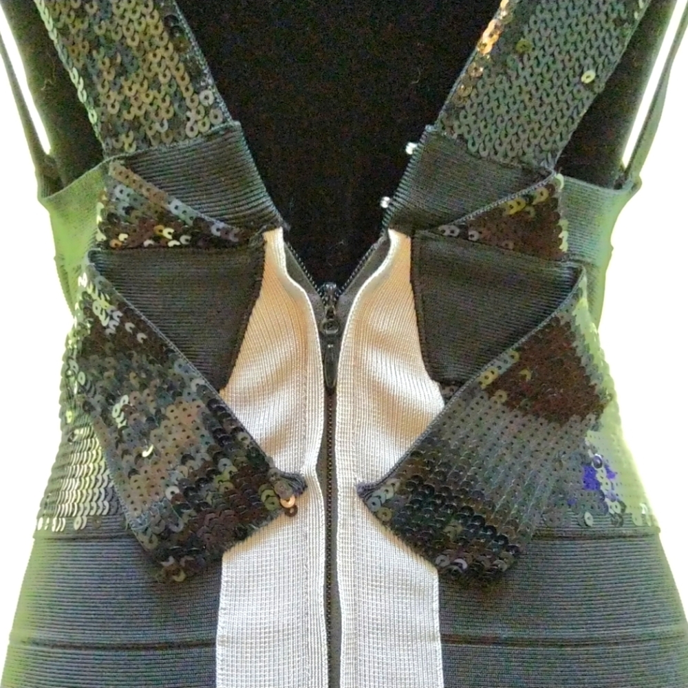 Herve Leger Halter Cocktail w Sequin Bow Trim EUC